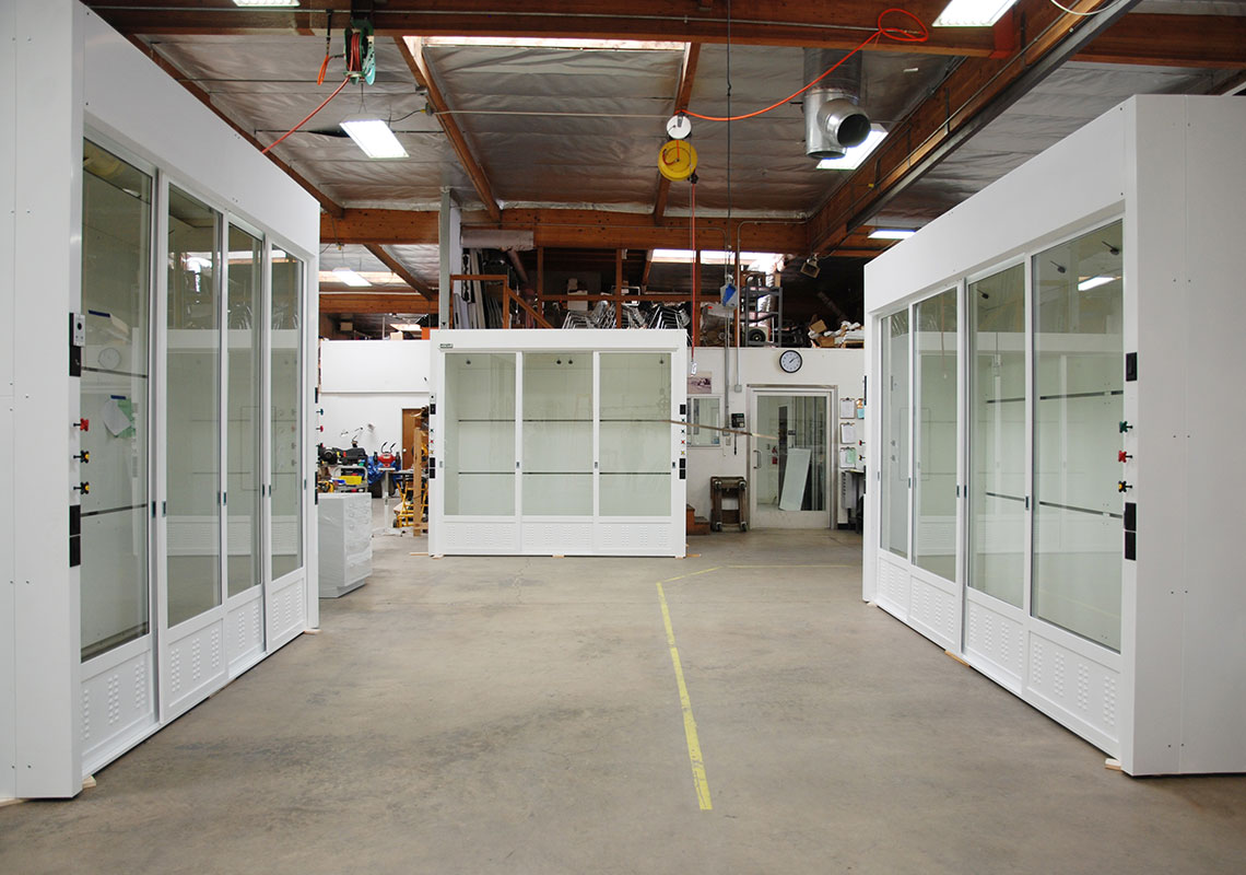 custom-fume-hoods-1