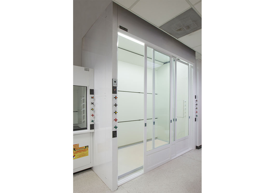 walk-in-fume-hoods-23