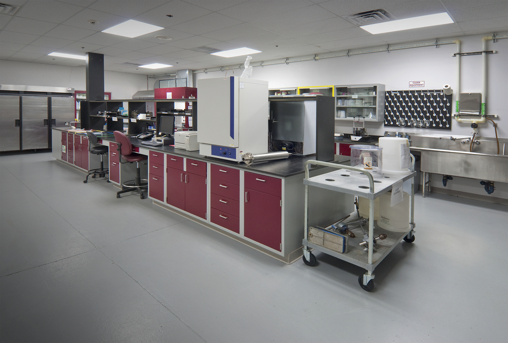 Casework for wet labs