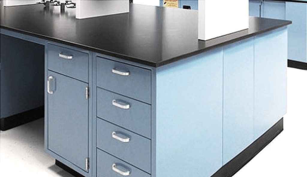 lab benches with phenolic resin work surface