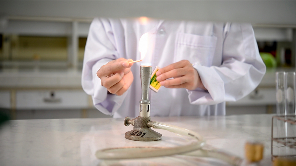 Lab equipment - bunsen burner