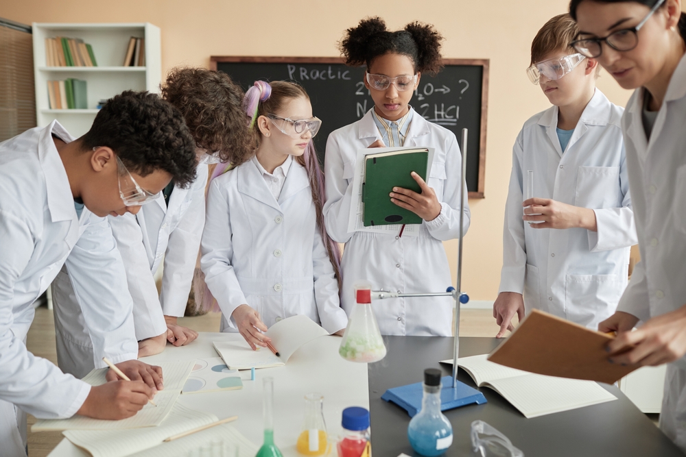 Lab tables for collaboration